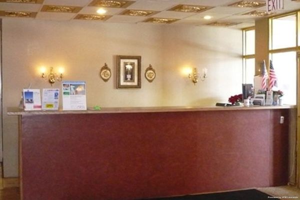 Knights Inn Cheyenne